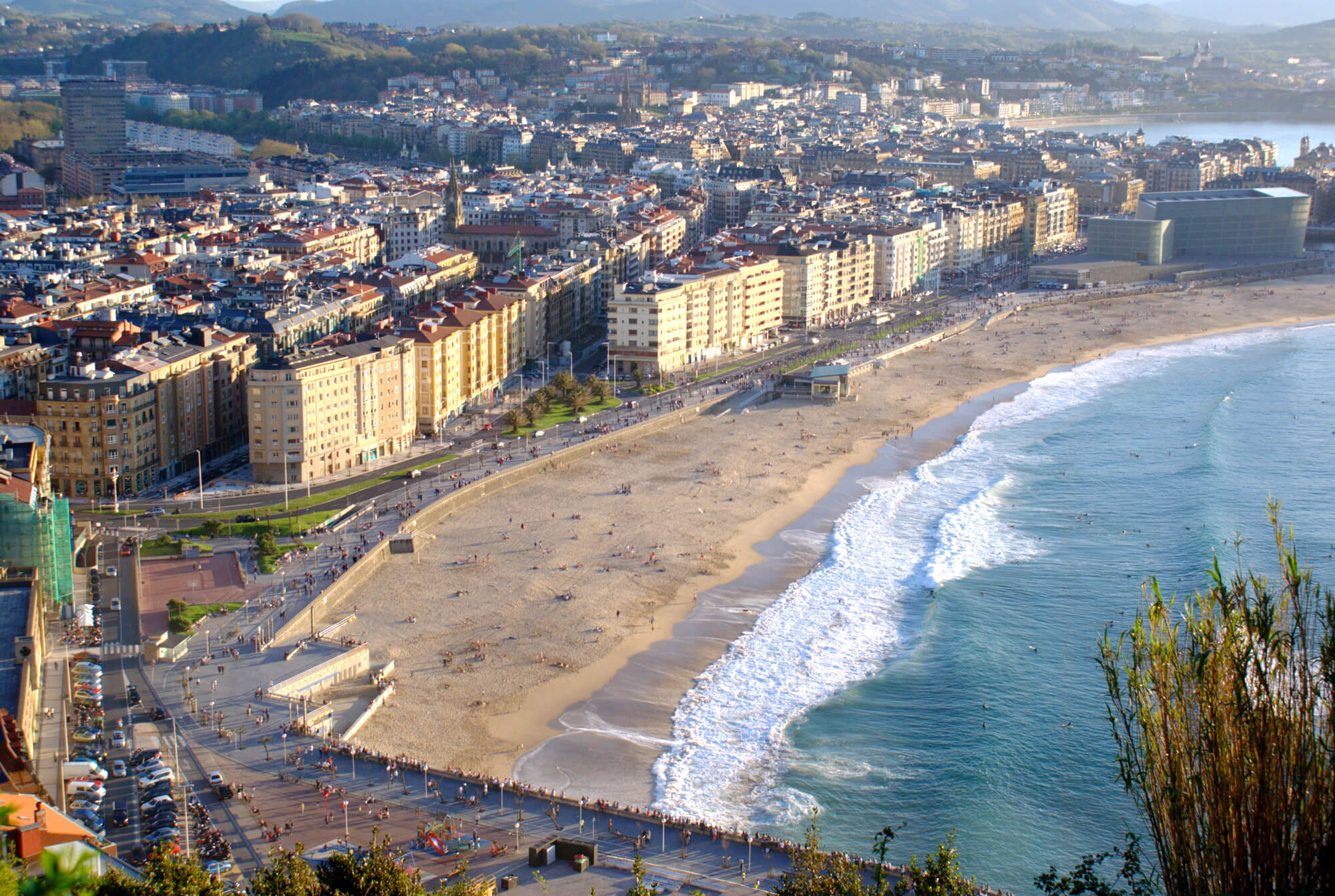 playa de la zurriola donostia