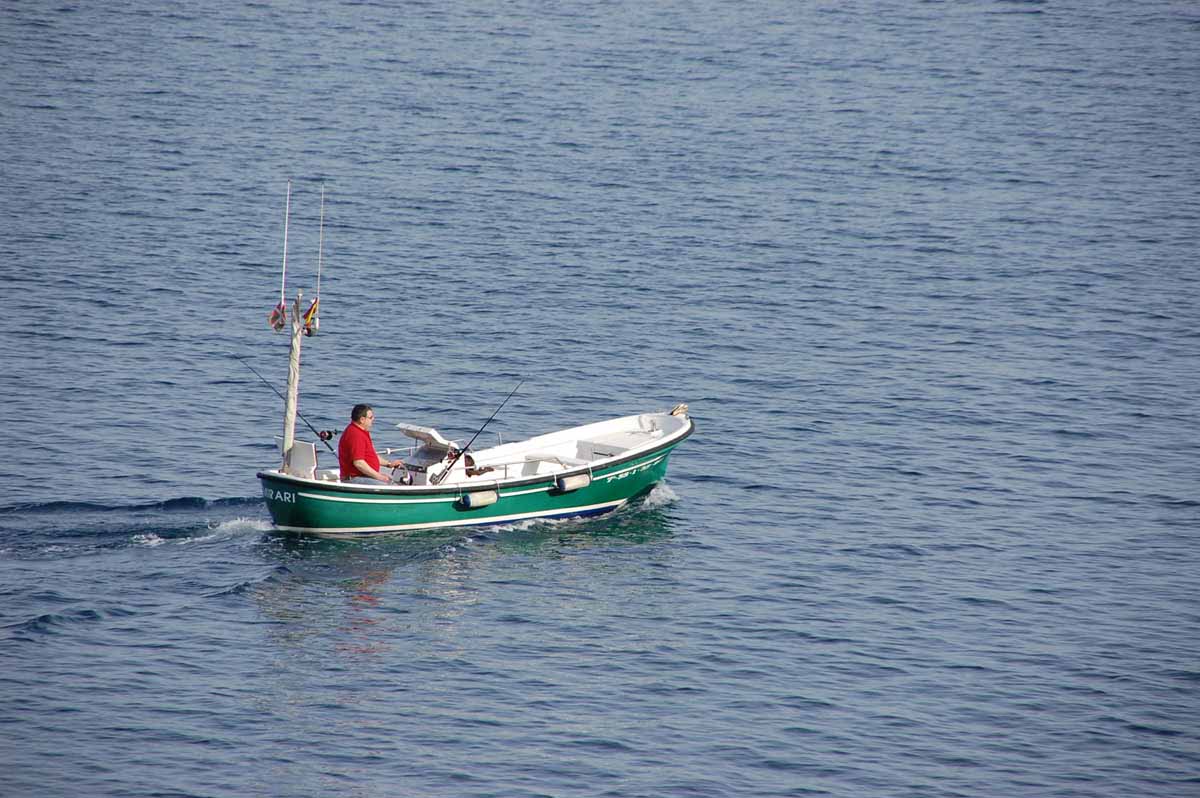 esde AZTI compartimos esta encuesta dirigida las personas que practican la pesca marítima recreativa en Espanaa