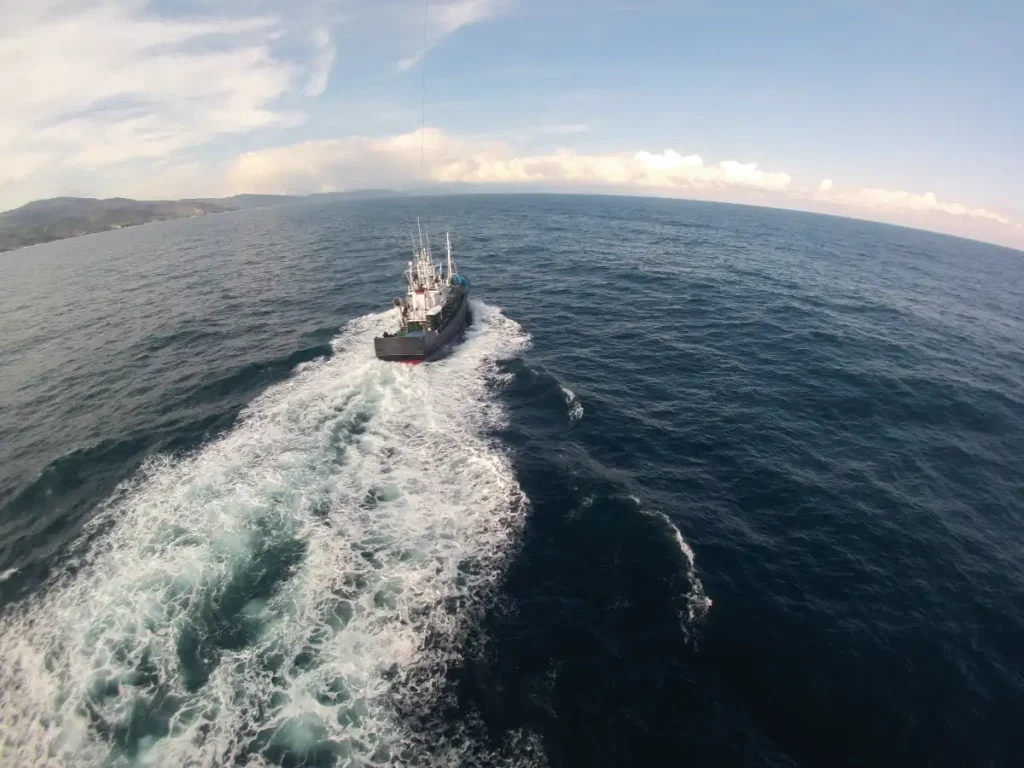 Evaluación de riesgo climático en sectores marinos y costeros